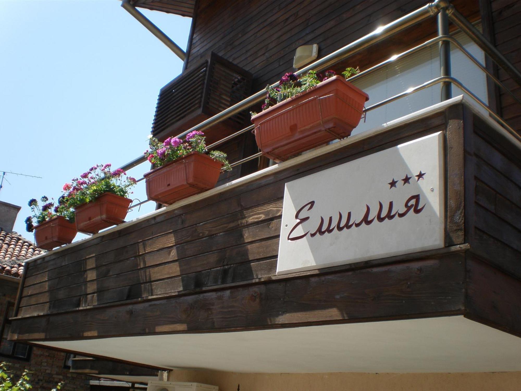 Family Hotel Emilia Sosopol Exterior foto