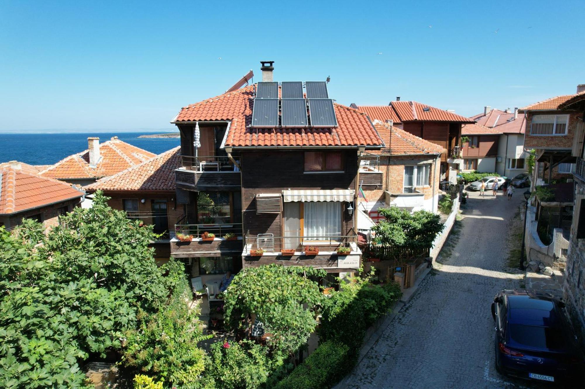 Family Hotel Emilia Sosopol Exterior foto