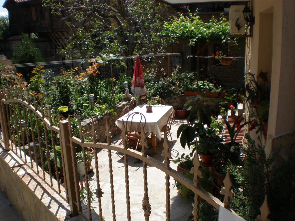 Family Hotel Emilia Sosopol Exterior foto