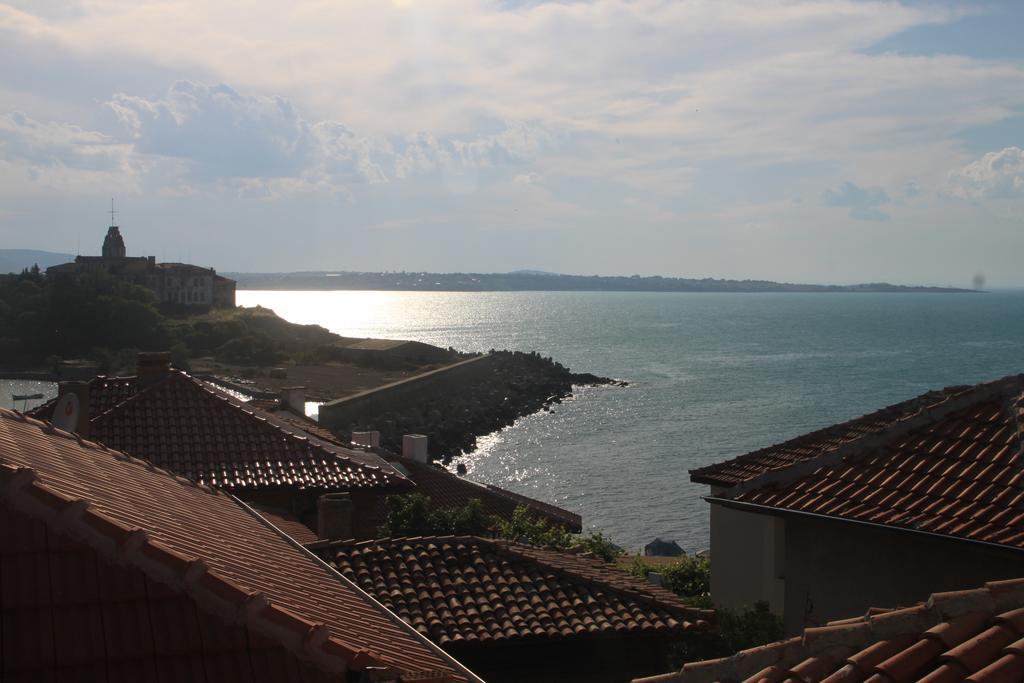 Family Hotel Emilia Sosopol Zimmer foto
